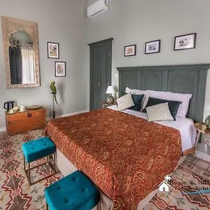  Bed & Breakfast Donna Maddalena Italy
